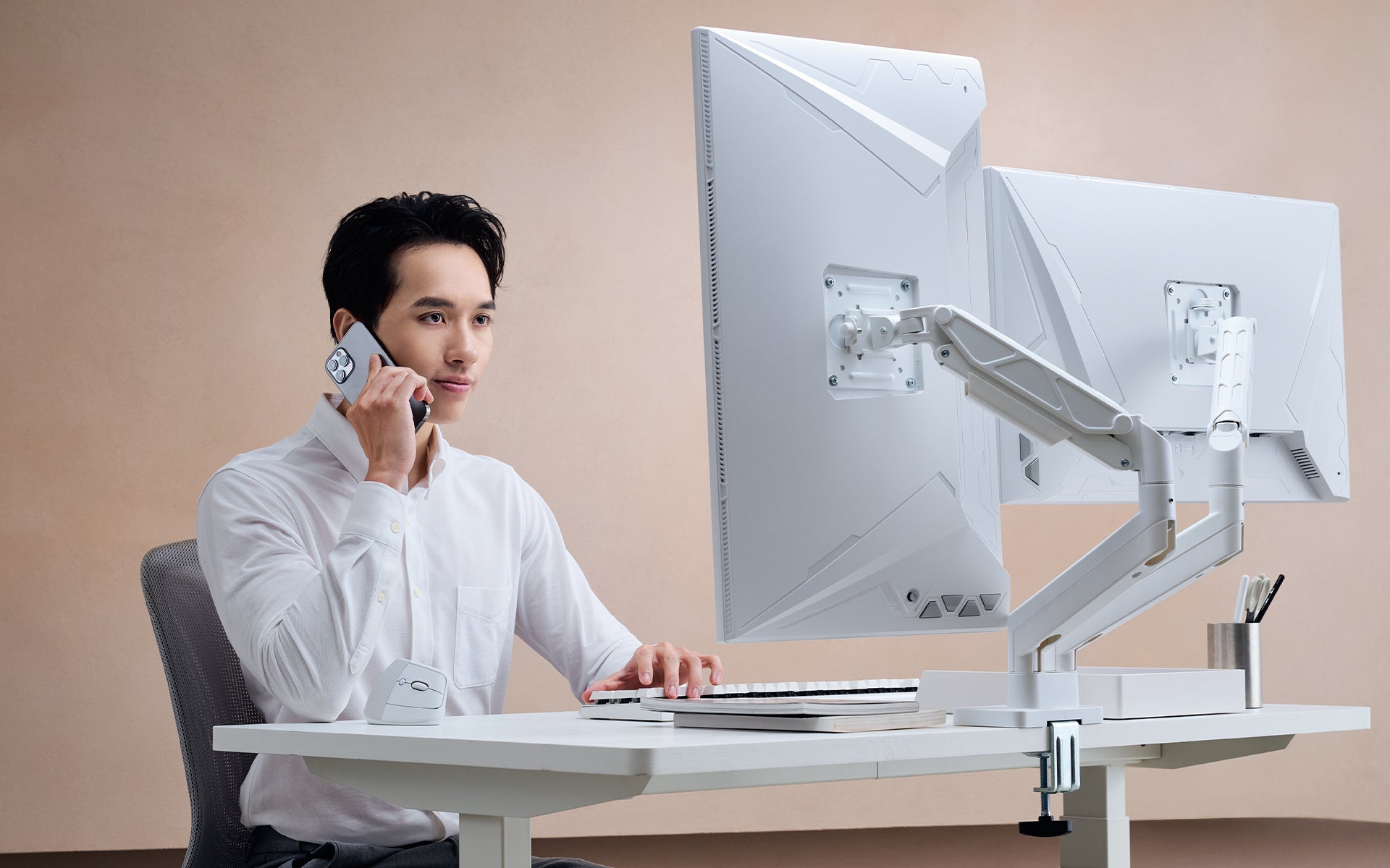 ULTRARM monitor arm and Moodular wooden monitor stand — modular, ergonomic, and designed for VISION ultrawide monitors. Enhances comfort, saves space, and elevates your workspace with precision craftsmanship.